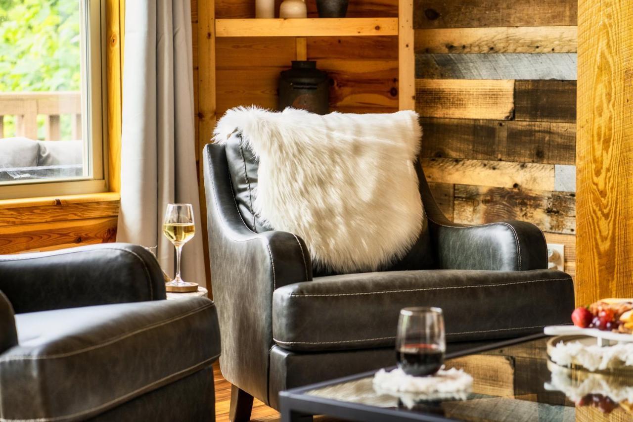Mountainside - New Luxury Cabin-Fire Table-Hot Tub-3 Pools-Ps5-Bears Gatlinburg Exterior photo